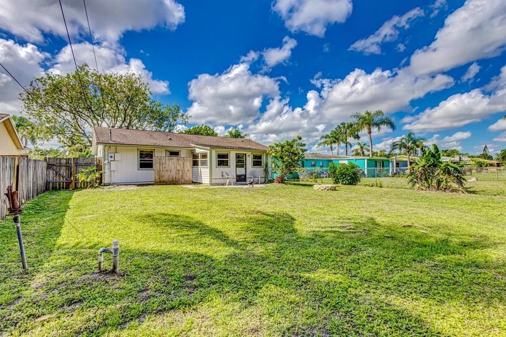 Photo of 3003 SE Bamboo Street