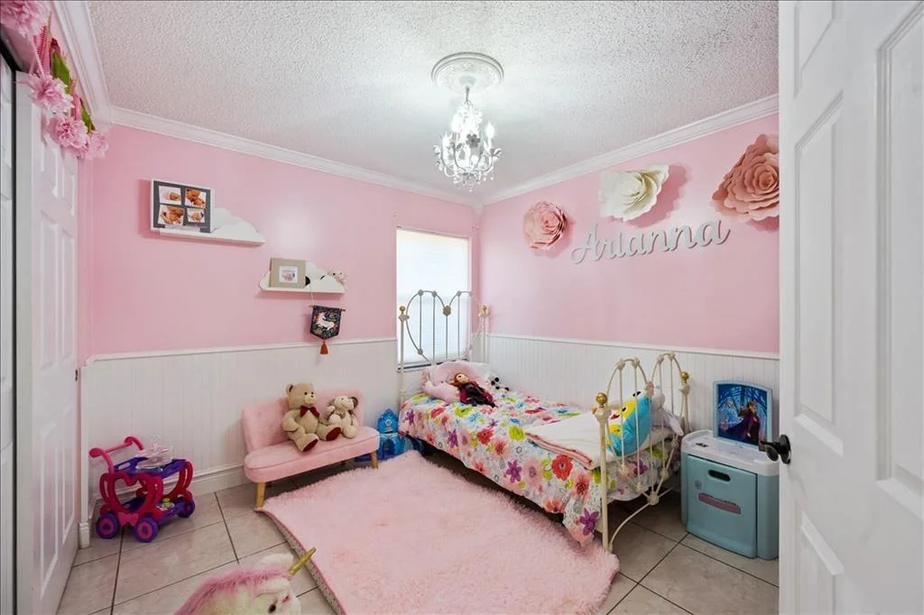 Photo of 5263 Helene Circle