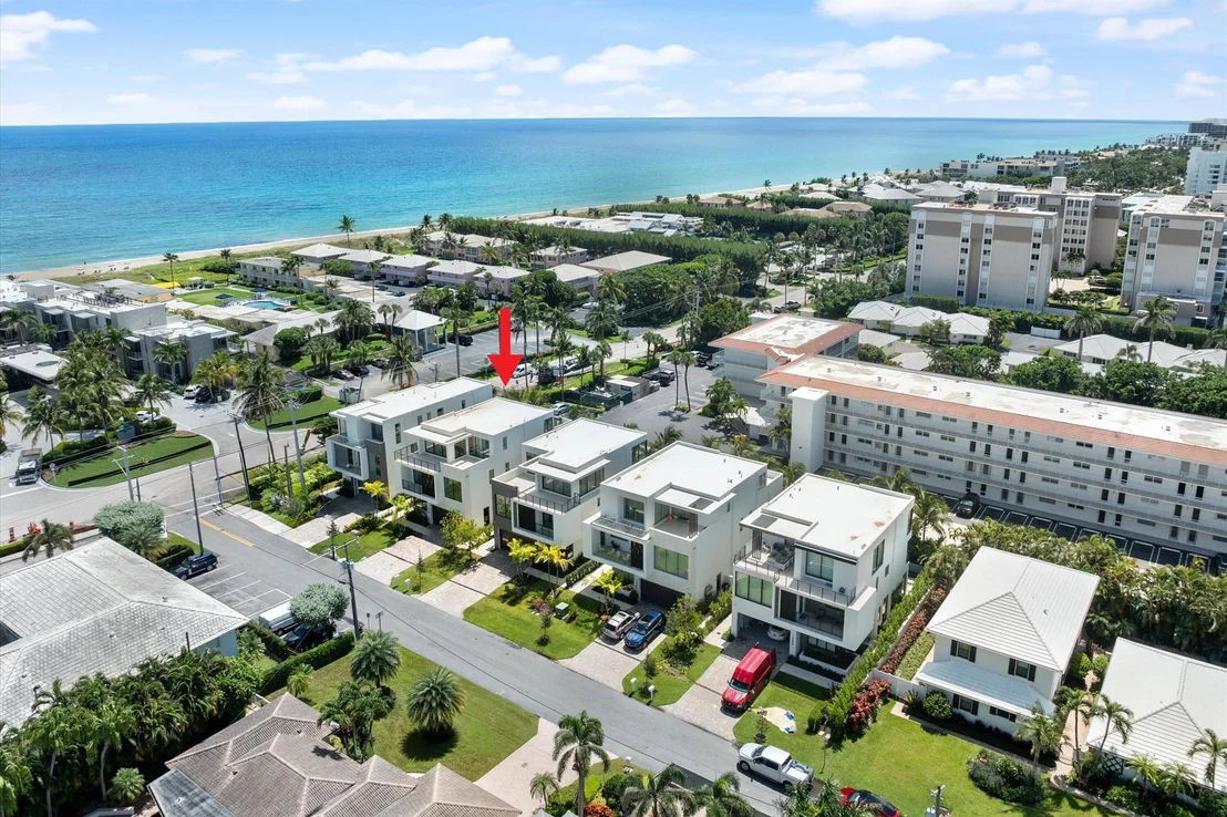 Photo of 1068 Del Harbour Drive