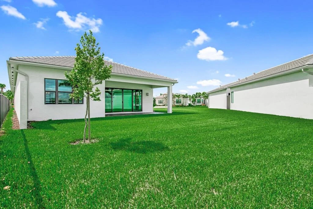 Photo of 9290 Mountain Pine Grove