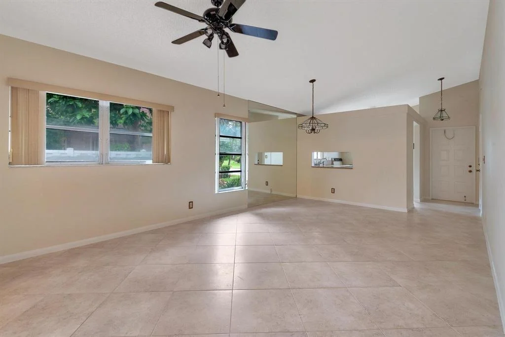 Photo of 8230 Springtree Road