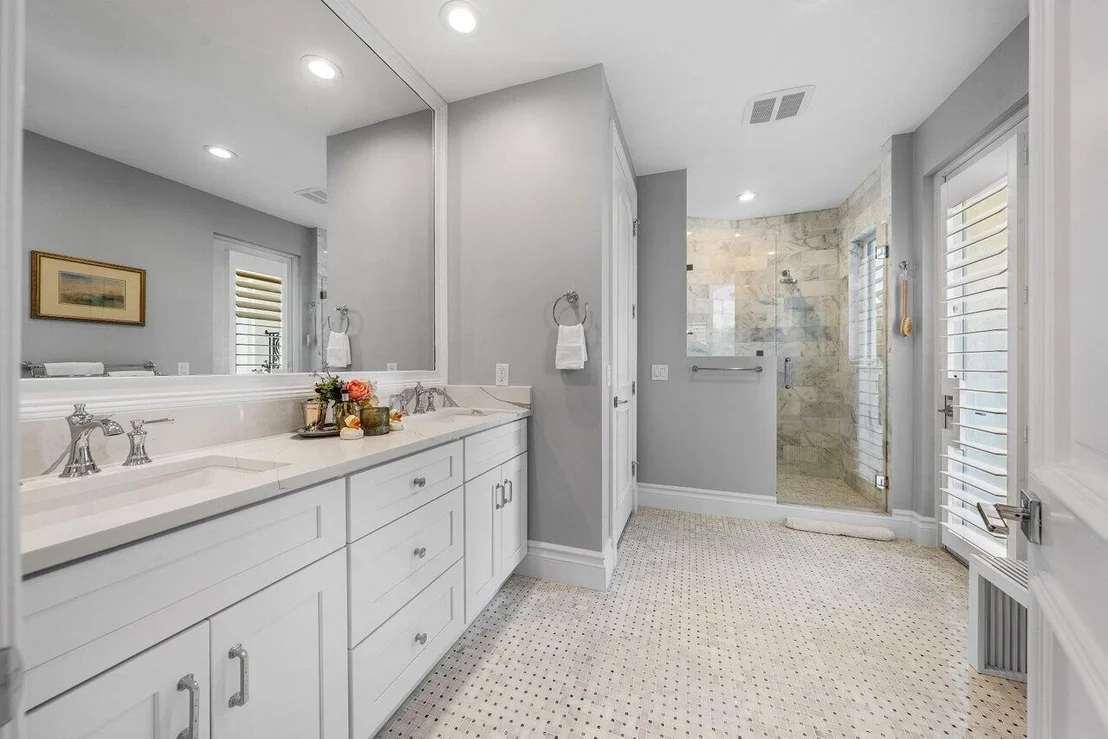 Photo of 686 Hermitage Circle