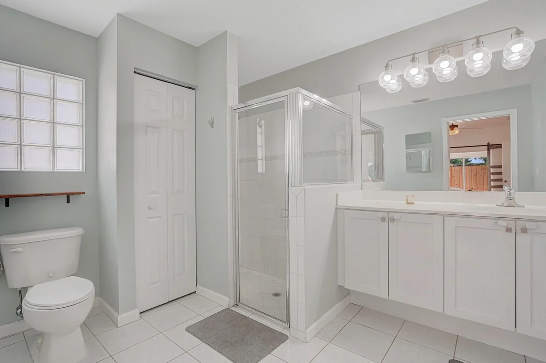 Photo of 5836 Azalea Circle