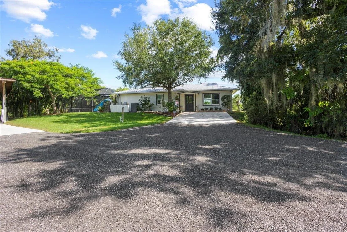 Photo of 10300 Muller Road