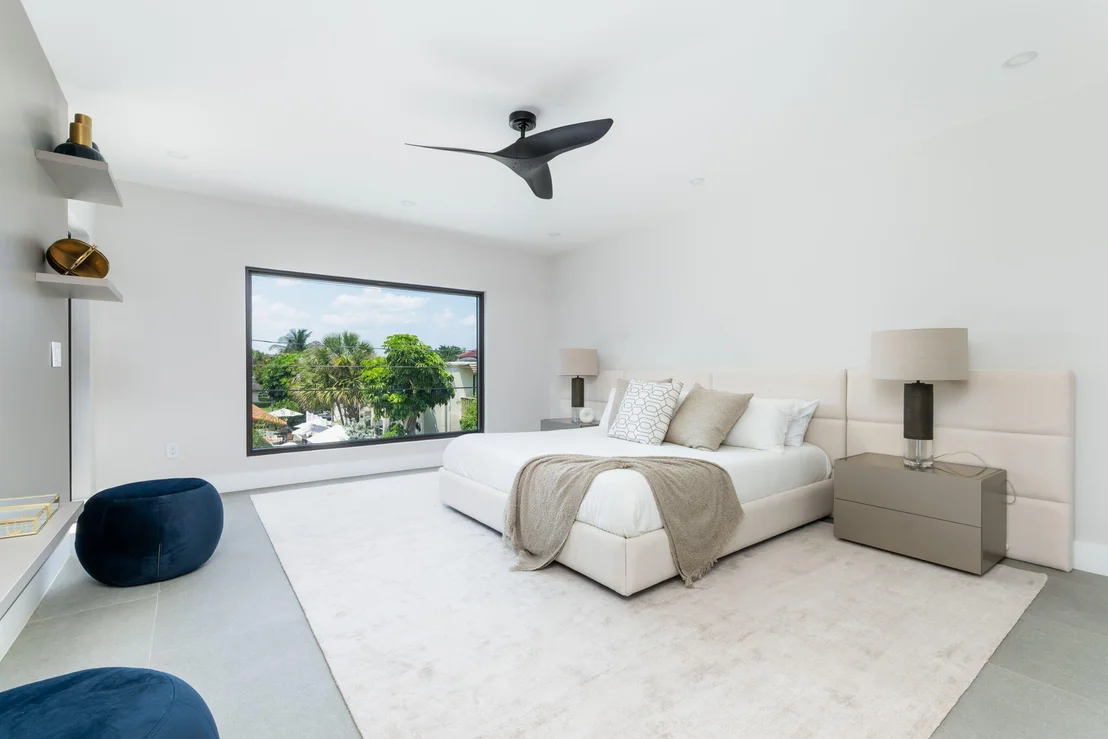 Photo of 3225 Canal Drive
