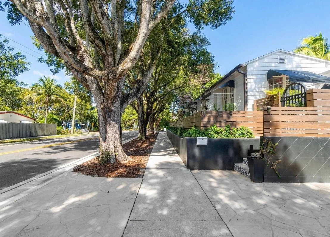 Photo of 744 Sunset Road