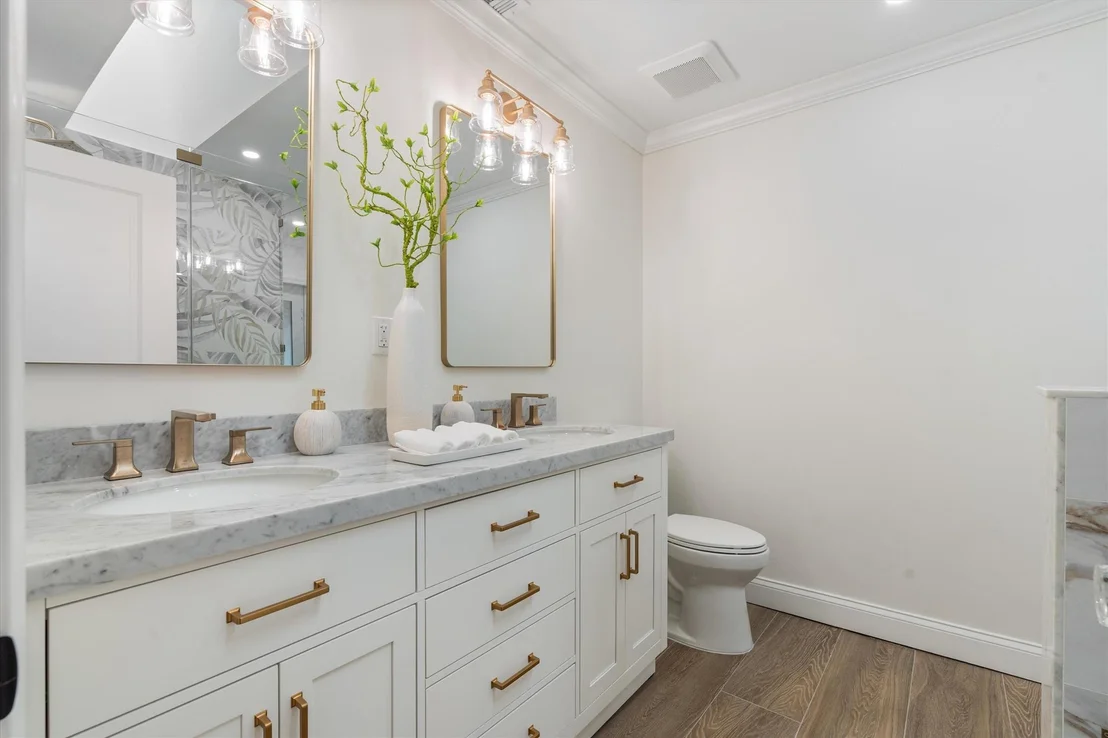Photo of 1395 Pine Valley Drive