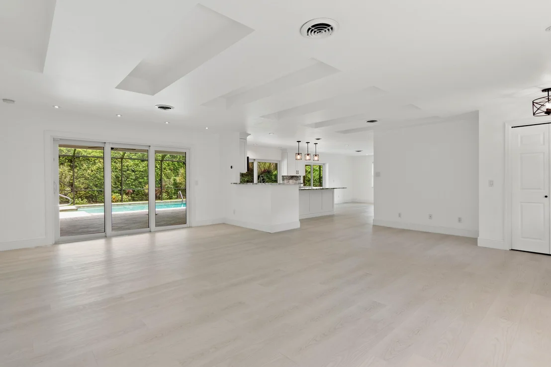 Photo of 1060 Clipper Road