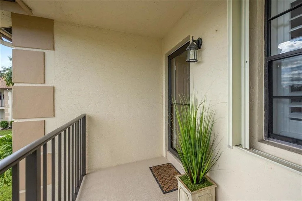 Photo of Unit A at 502 Pinecrest Circle
