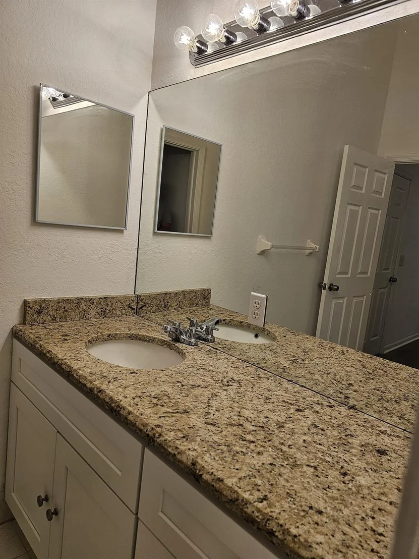 Photo of 5845 EAGLE CAY Circle