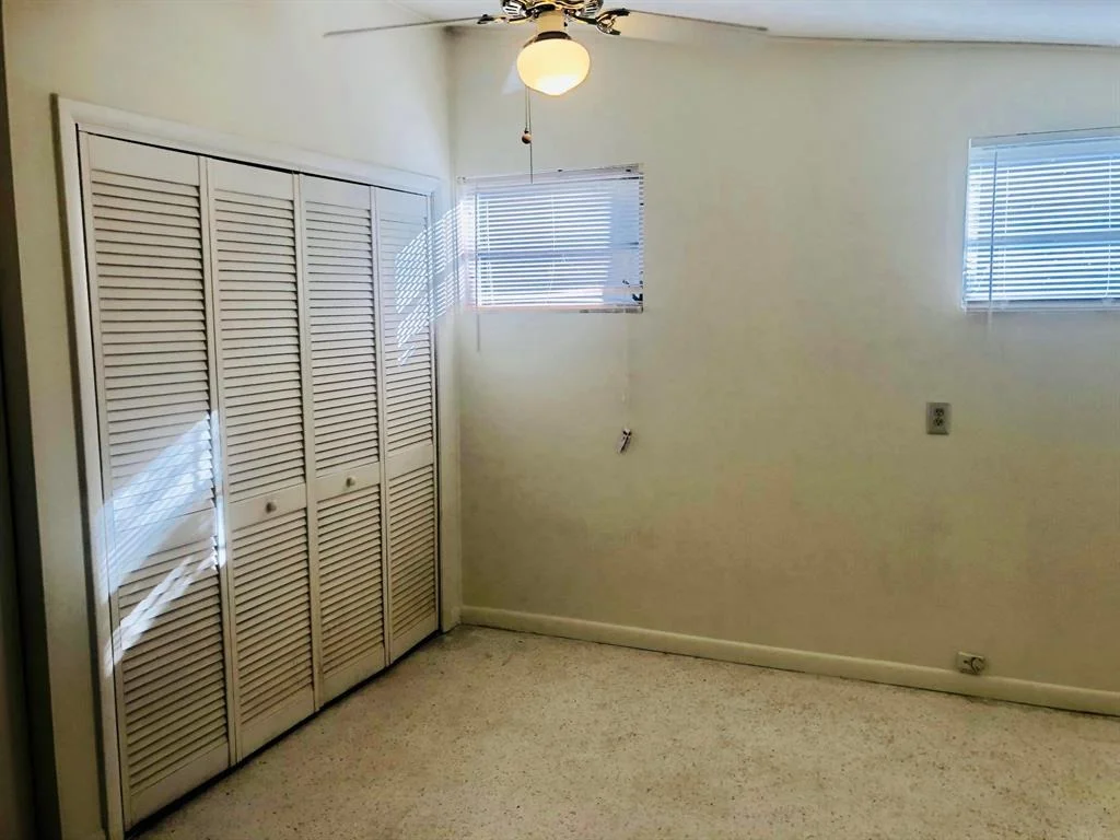 Photo of 4953 Palm Ridge Boulevard