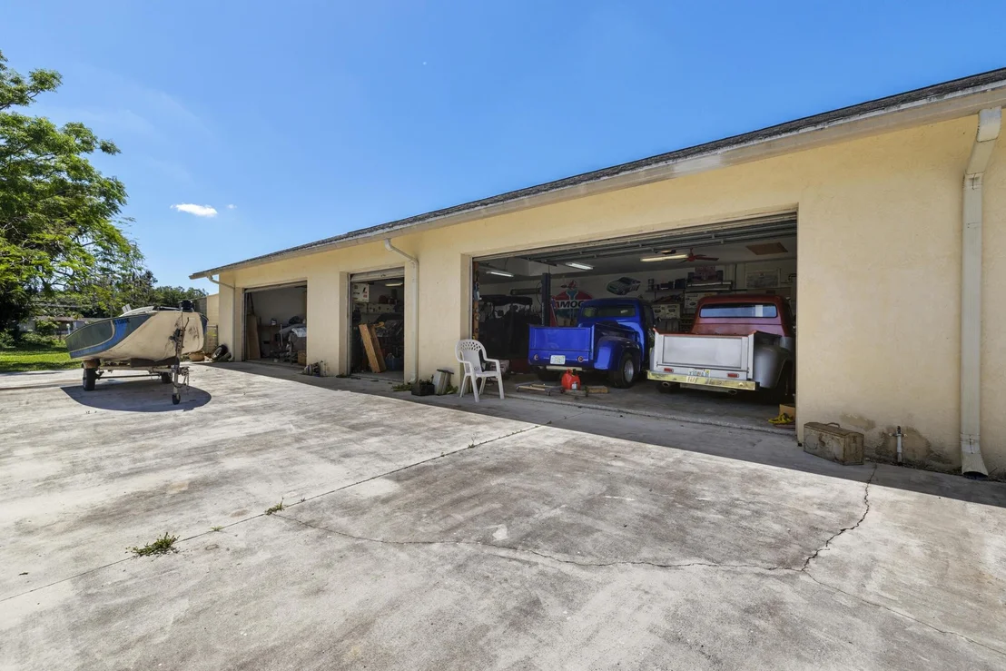 Photo of 4838 Coconut Road