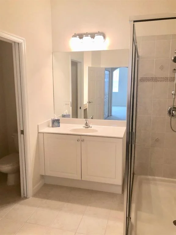 Photo of Unit 202 at 425 Greenwich Circle