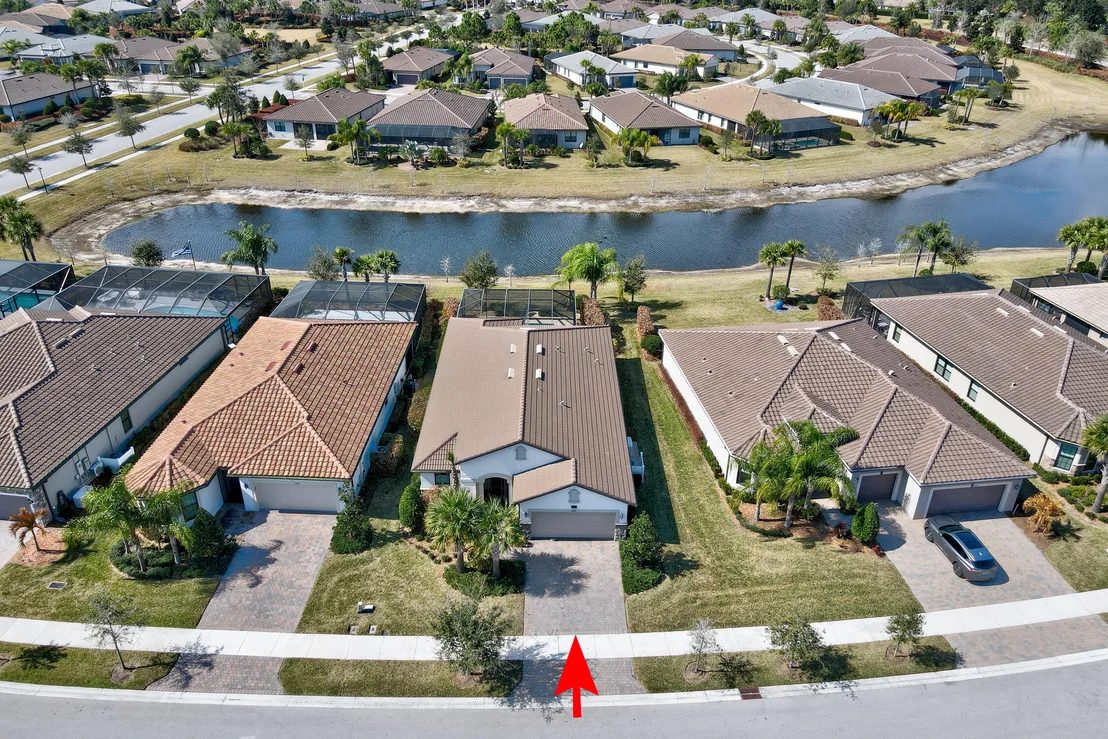 Photo of 5021 Monroe Circle