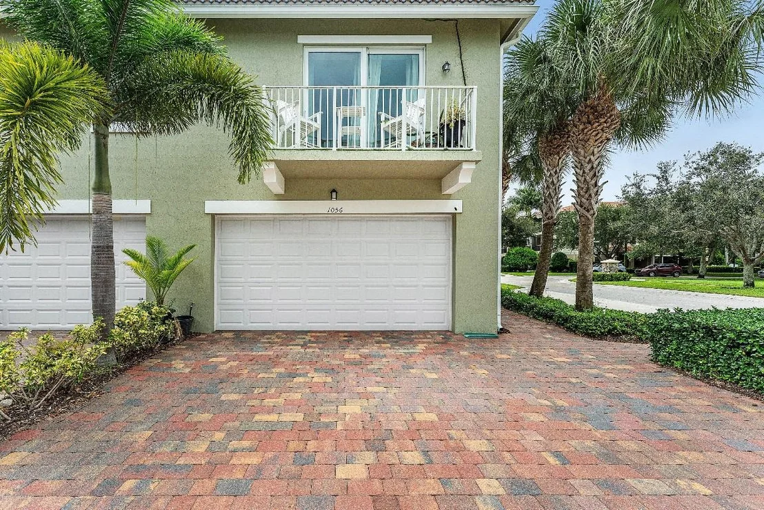 Photo of 1056 Community Drive