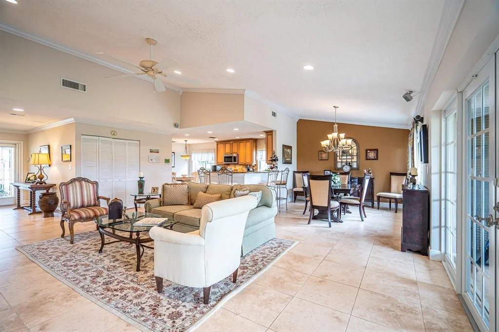 Photo of 6164 Petaluma Drive