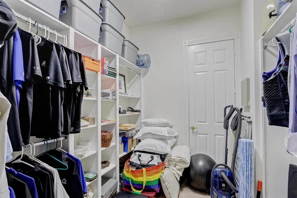 Photo of 180 Paradise Circle