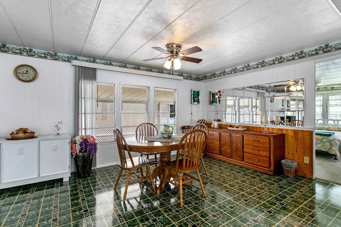 Photo of 56020 Amparo Bay