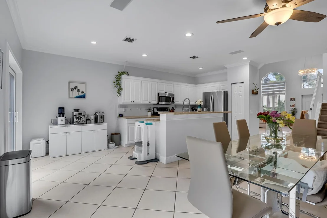 Photo of 7658 Colony Palm Drive