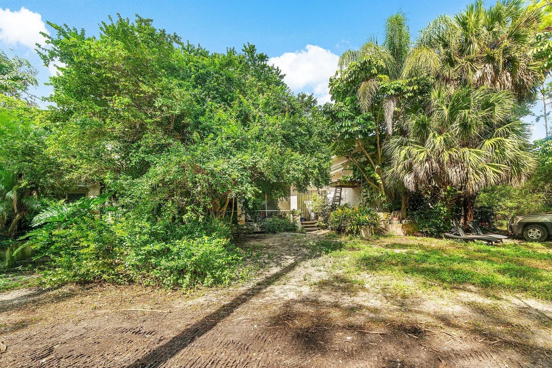 Photo of 16457 115th Avenue N