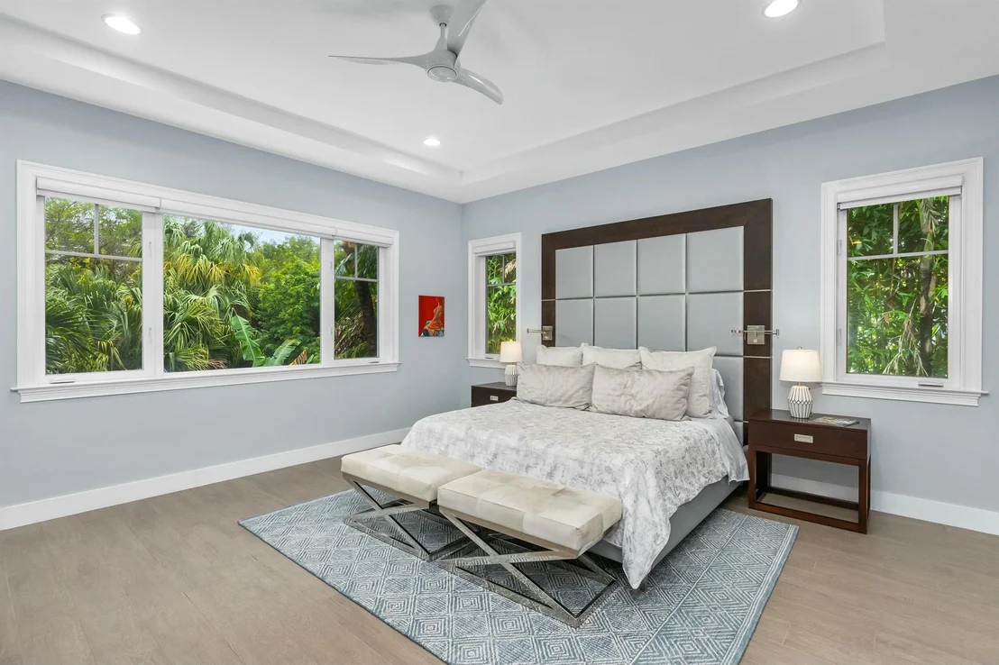 Photo of 970 Lago Mar Lane