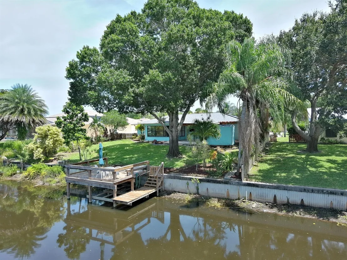 Photo of 425 Joy Haven Drive