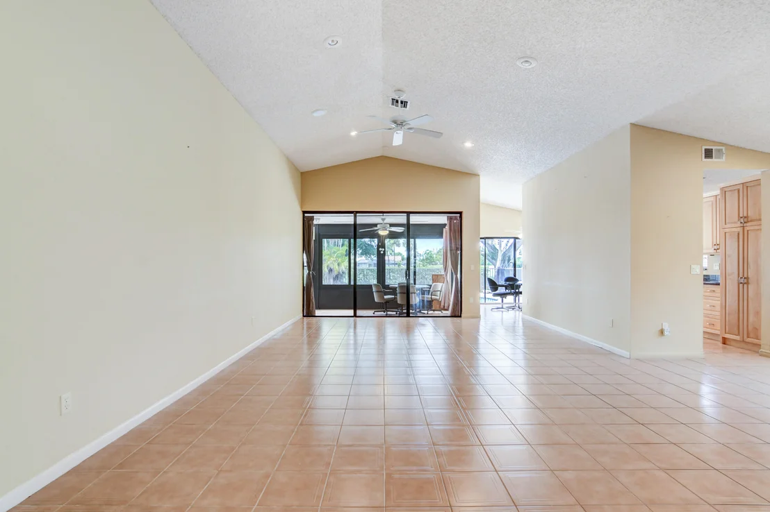 Photo of 11055 Clover Leaf Circle
