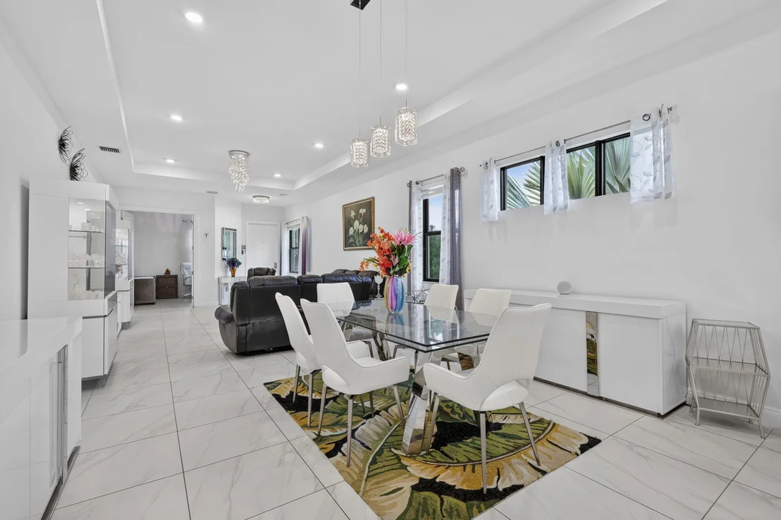 Photo of 16065 Key Biscayne Lane