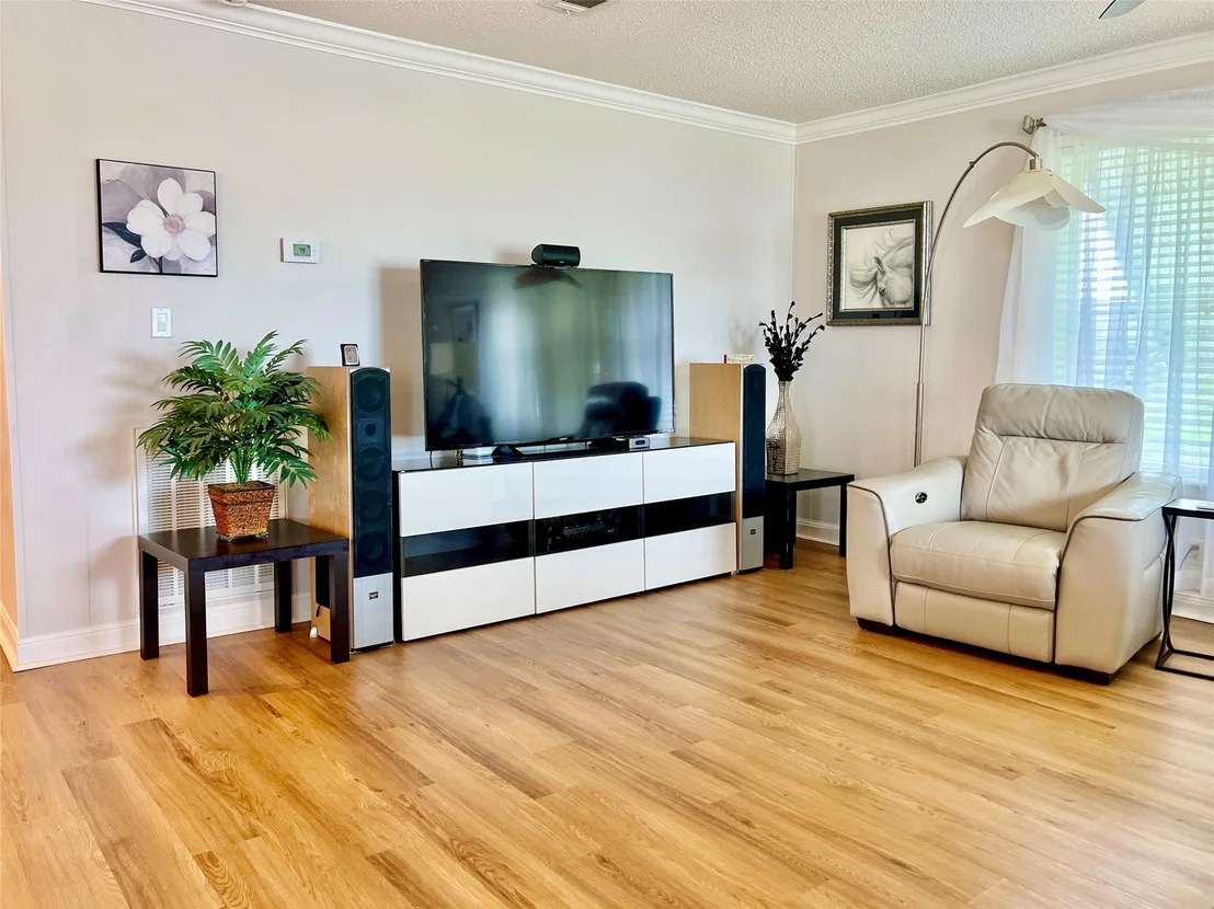 Photo of 4044 Sandpine Circle