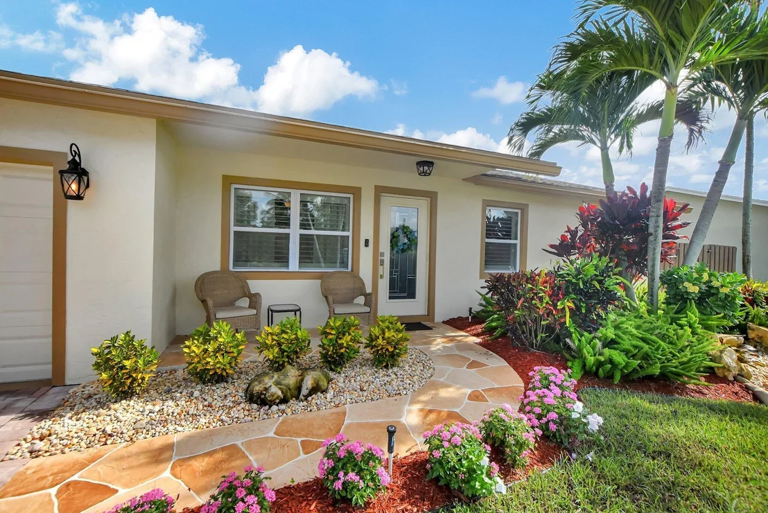 Photo of 19281 Carolina Circle