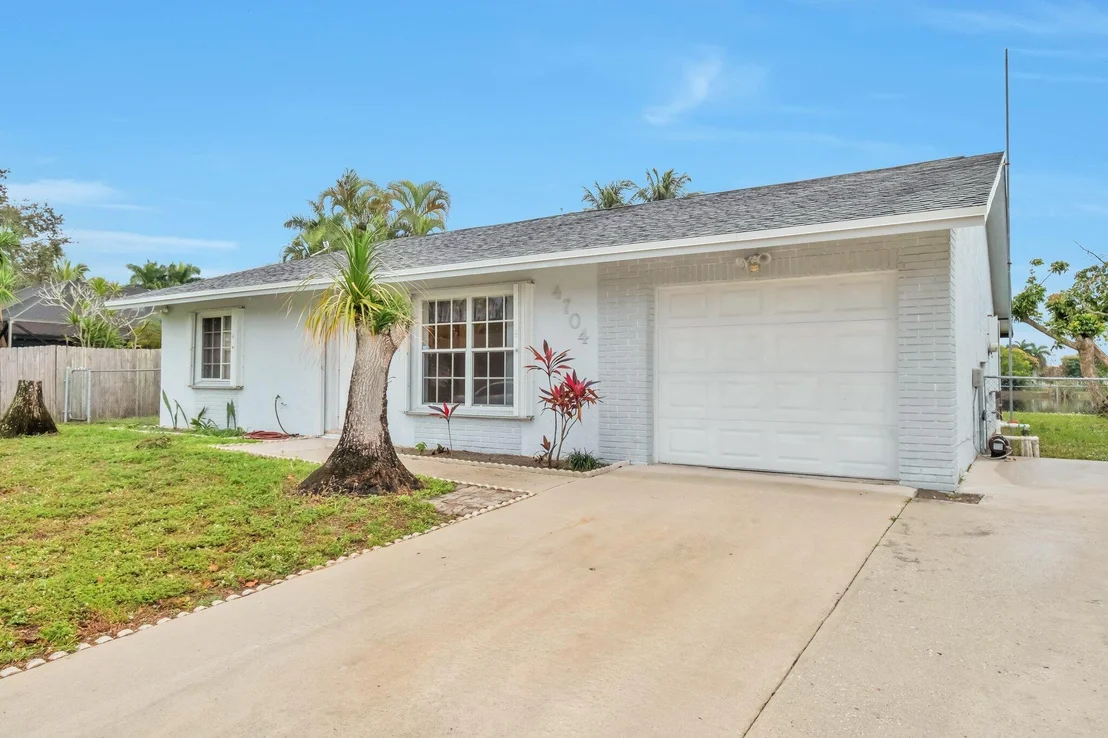 Photo of 4704 Poseidon Place