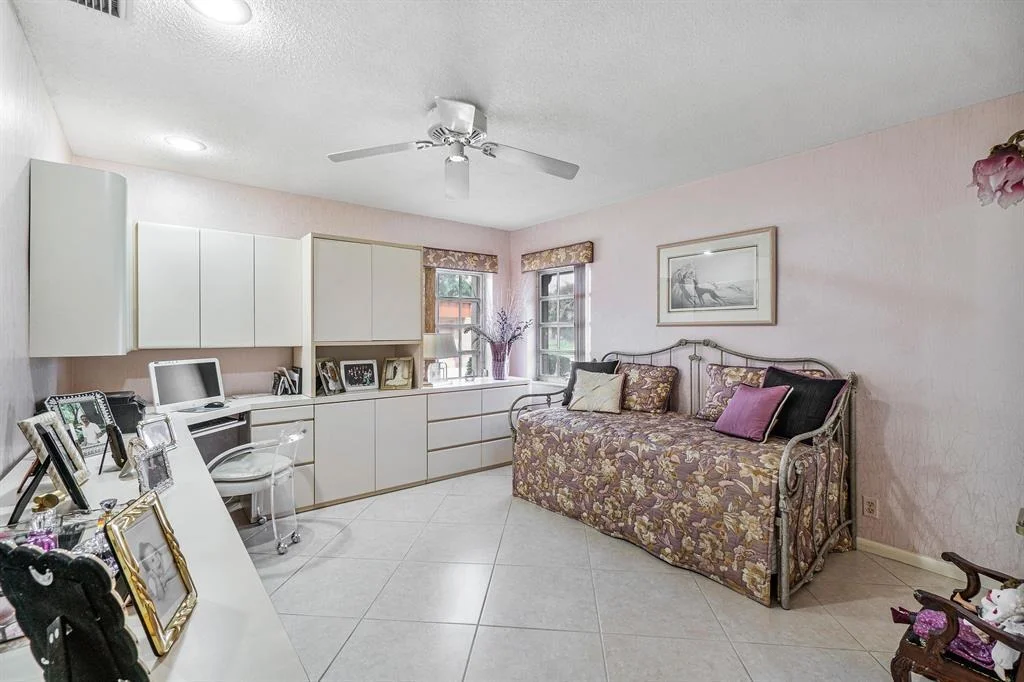 Photo of 5701 Mulberry Drive