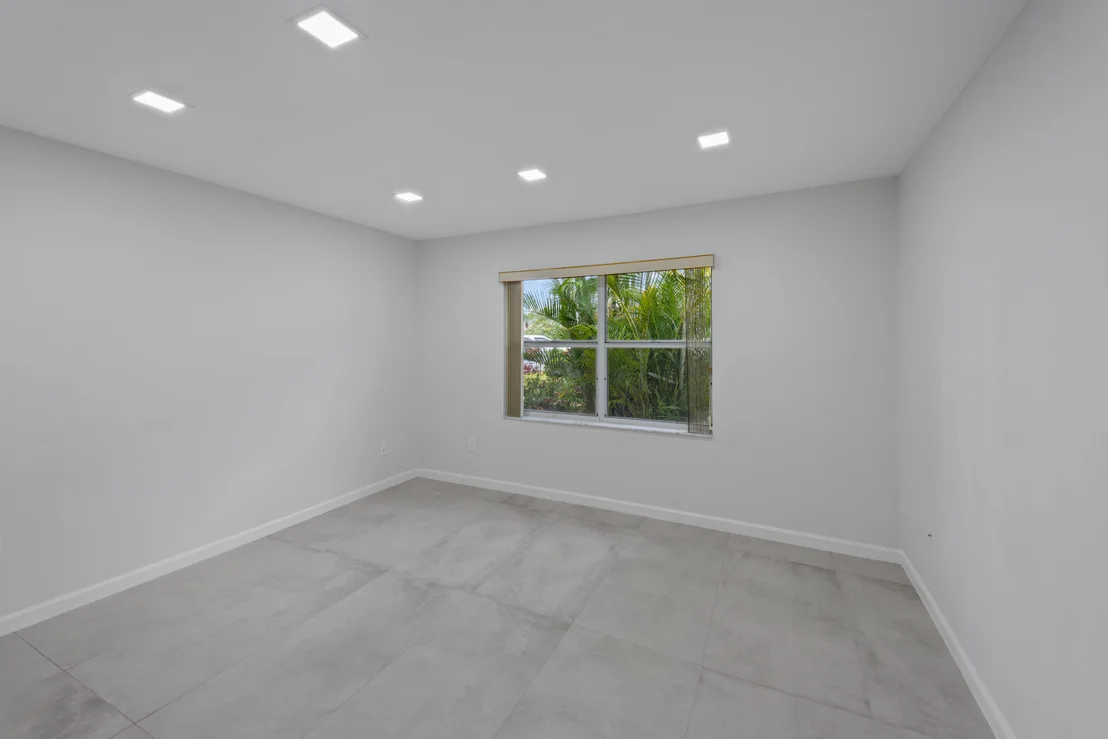 Photo of 22586 Esplanada Drive