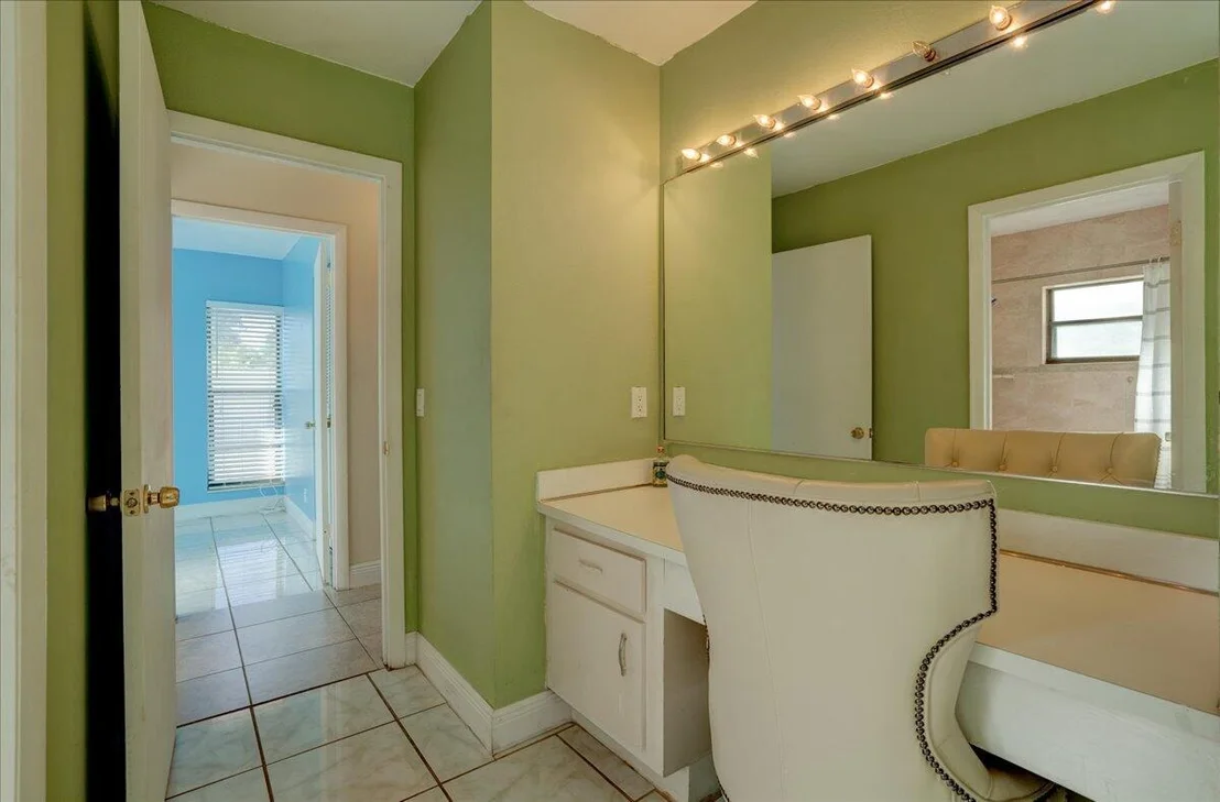 Photo of 4388 Mediterranean Road