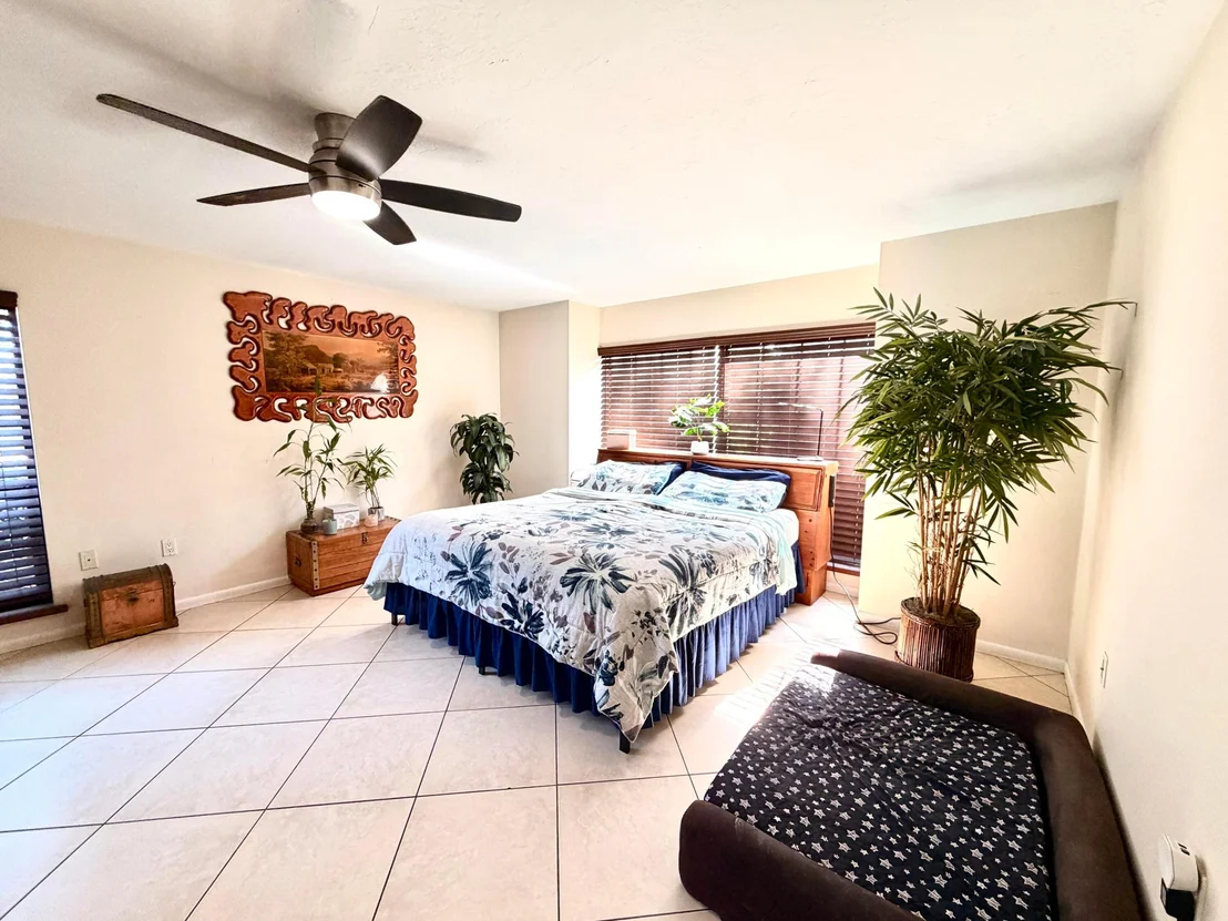 Photo of 505 SE 18th Way