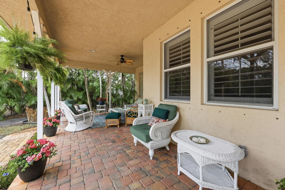 Photo of 2412 SE Saint Lucie Boulevard