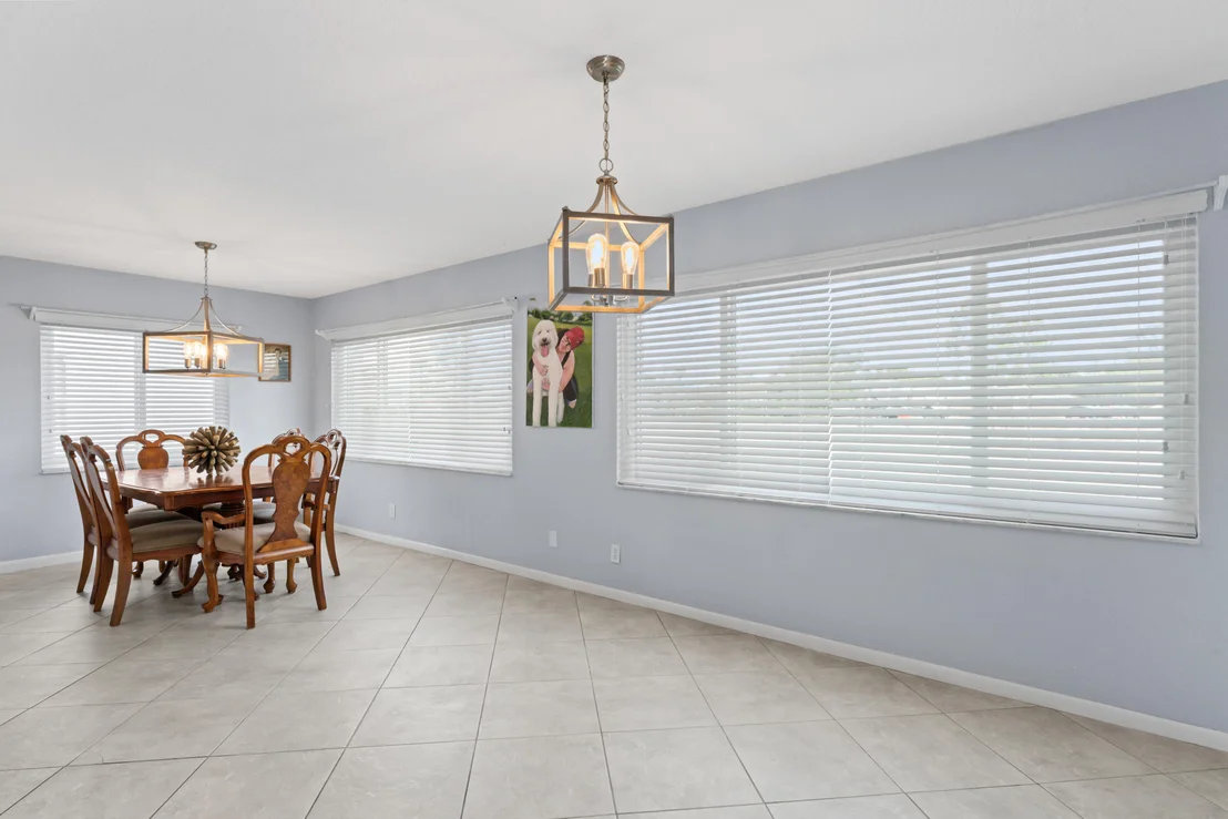 Photo of 7123 Pine Manor Drive