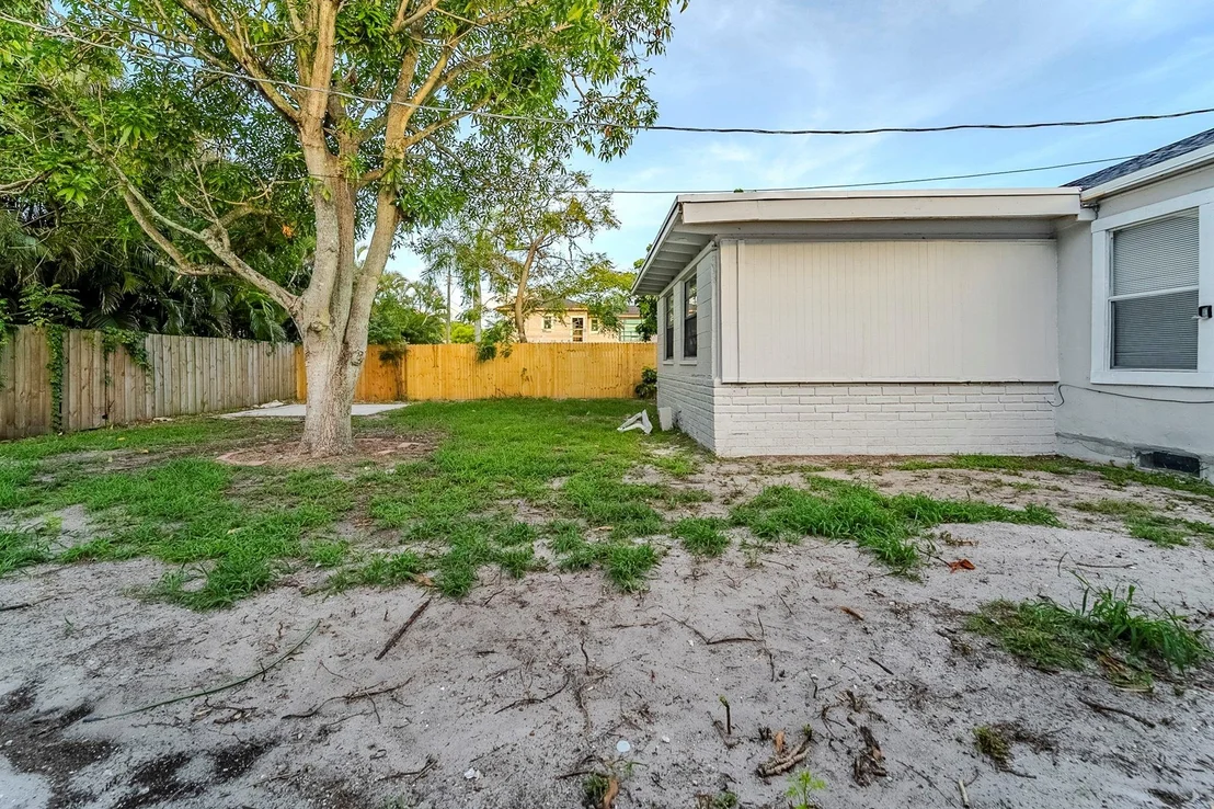 Photo of 722 Forest Hill Boulevard