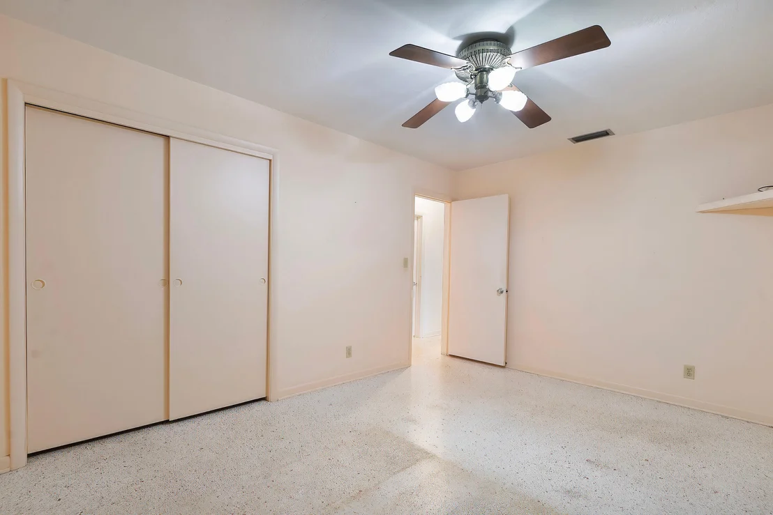 Photo of 541 Ebbtide Drive