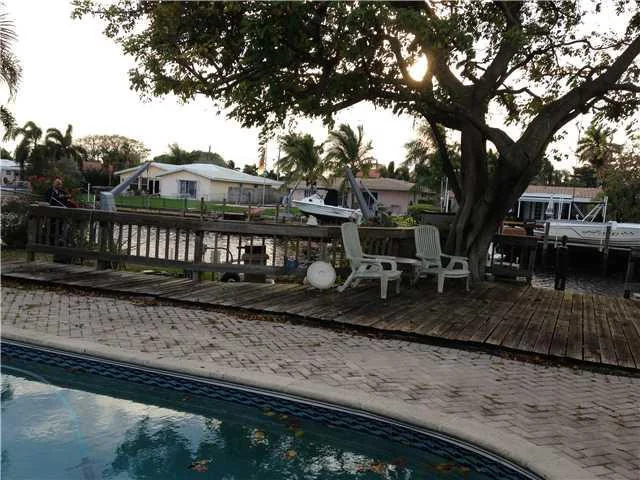 Photo of 361 SE 6th Avenue