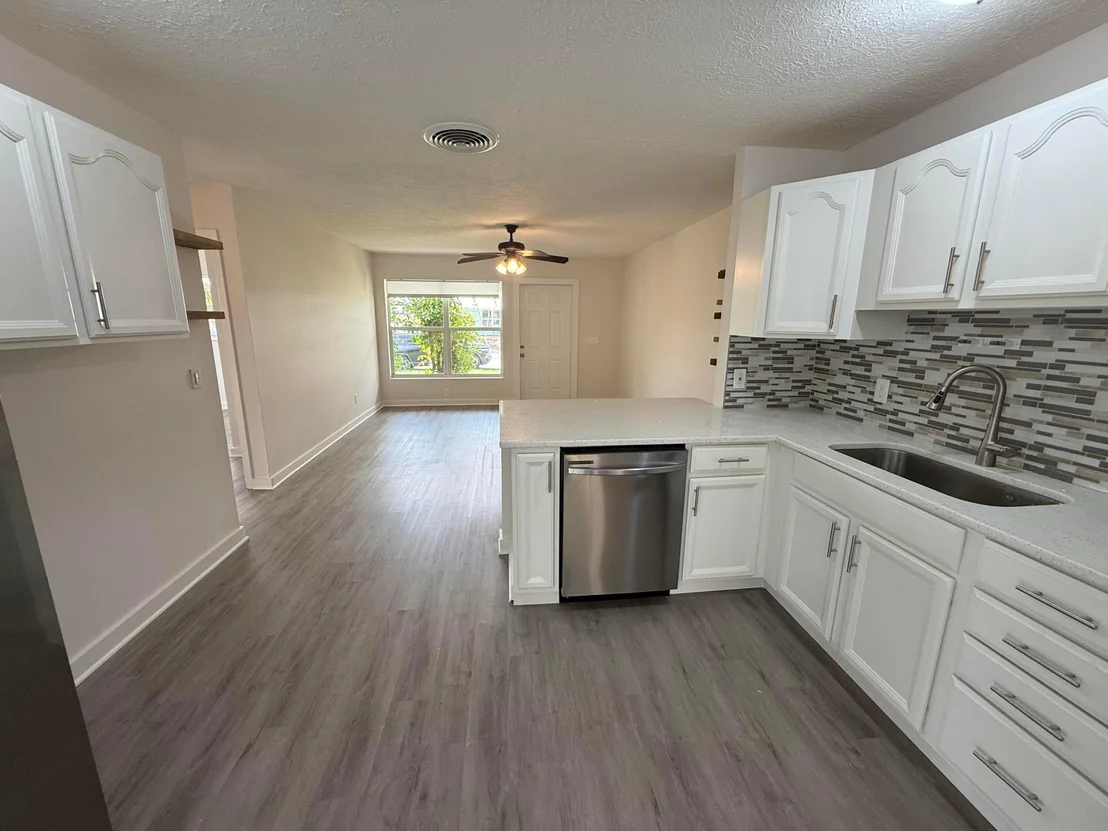 Photo of 2369 NE Rustic Way