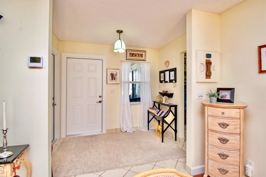 Photo of 6357 Stanley Lane