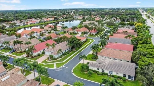 Photo of 10299 Utopia Circle W