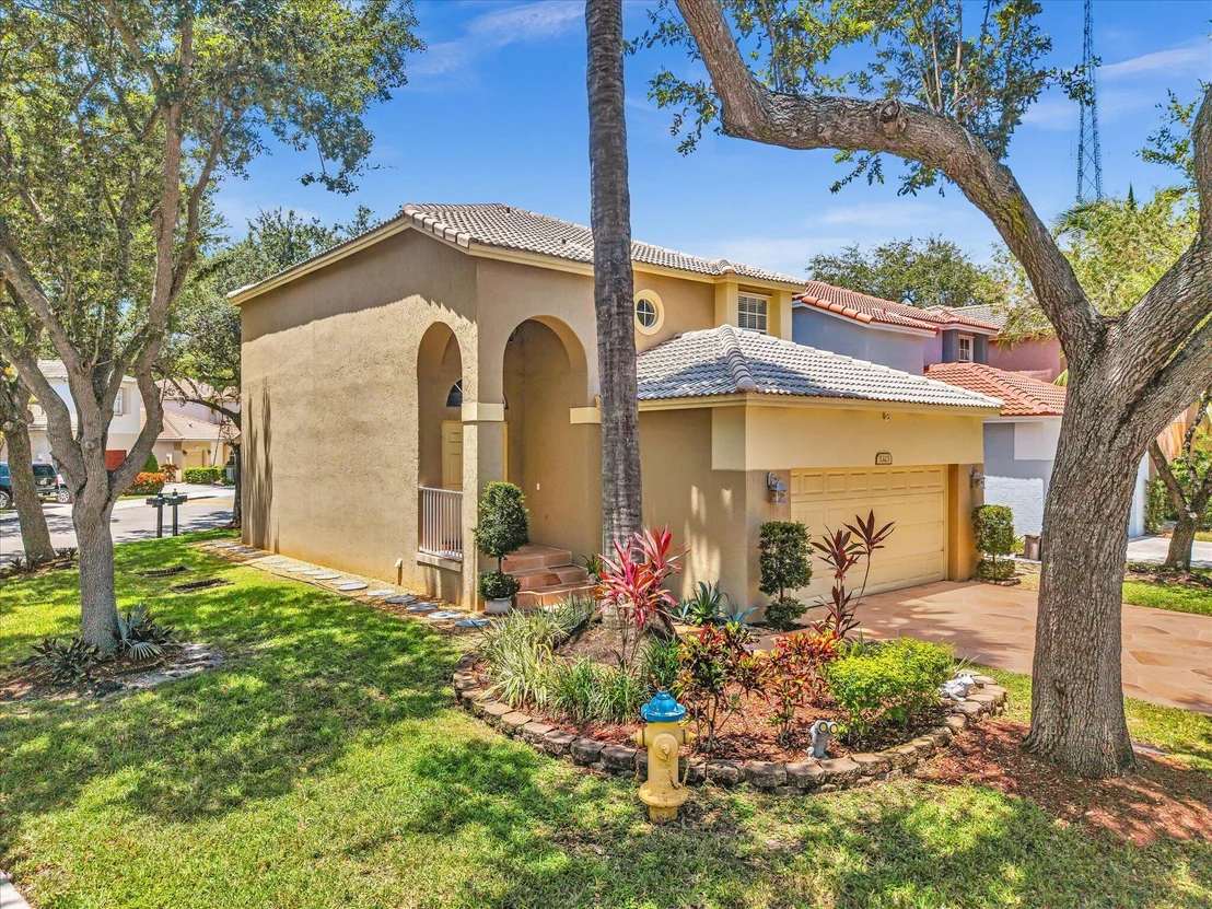 Photo of 5323 Eagle Cay Way