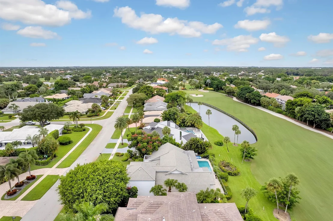 Photo of 3899 Live Oak Boulevard