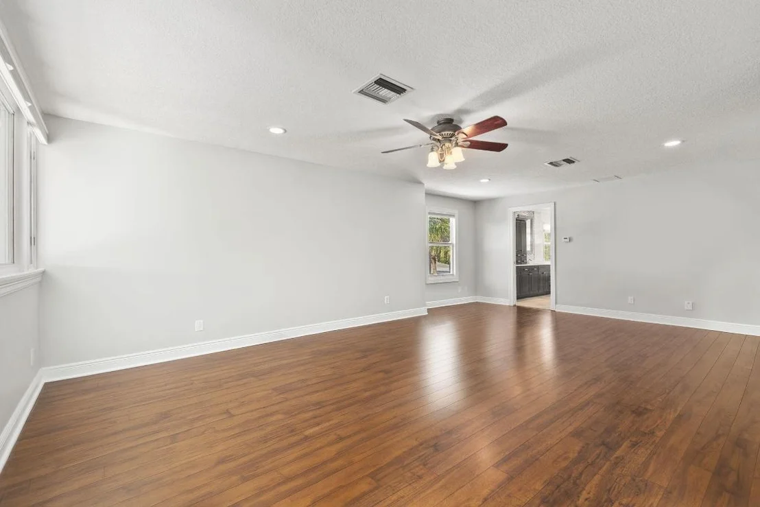 Photo of 1911 Surfside Drive