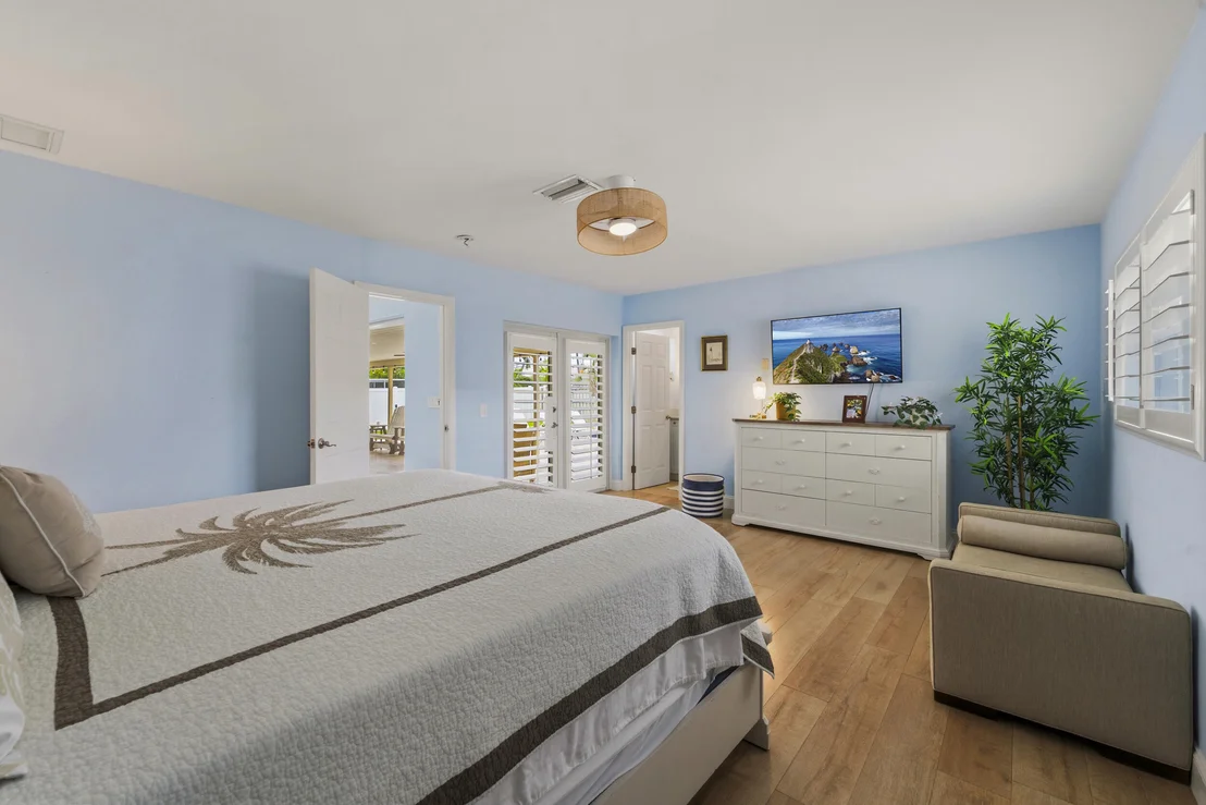 Photo of 1205 Dolphin Road