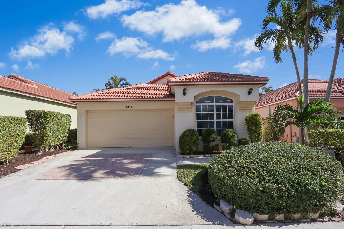 Photo of 2088 Bonisle Circle