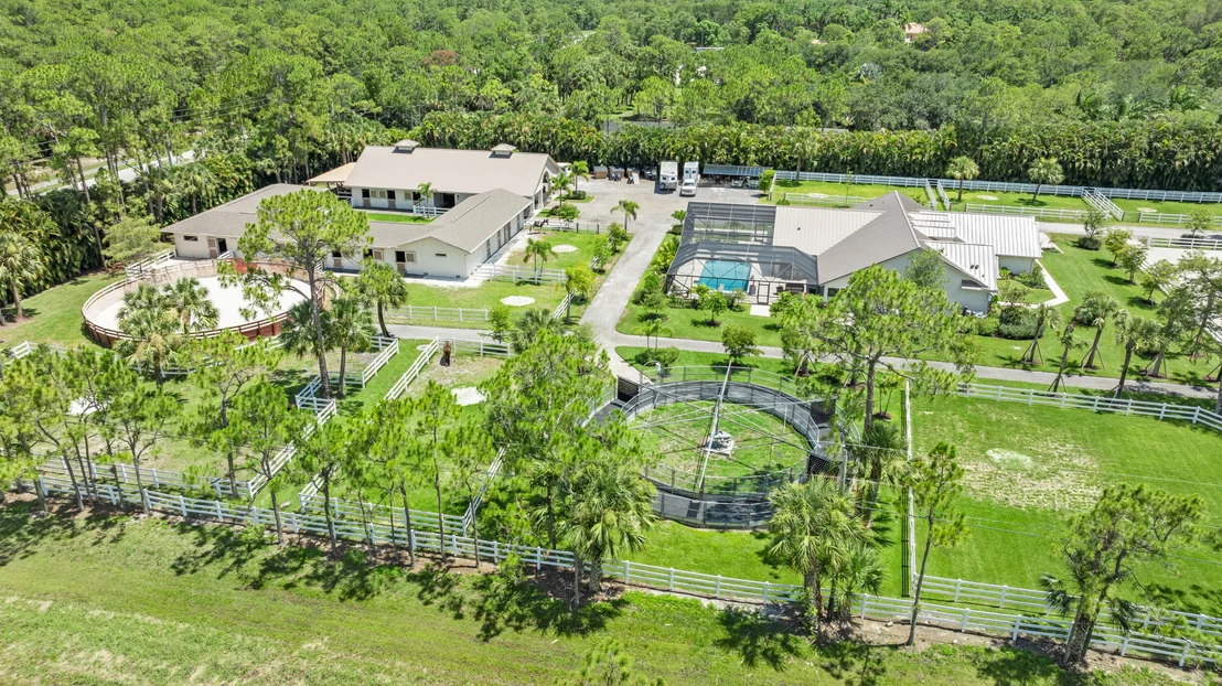 Photo of 1464 Stallion Drive
