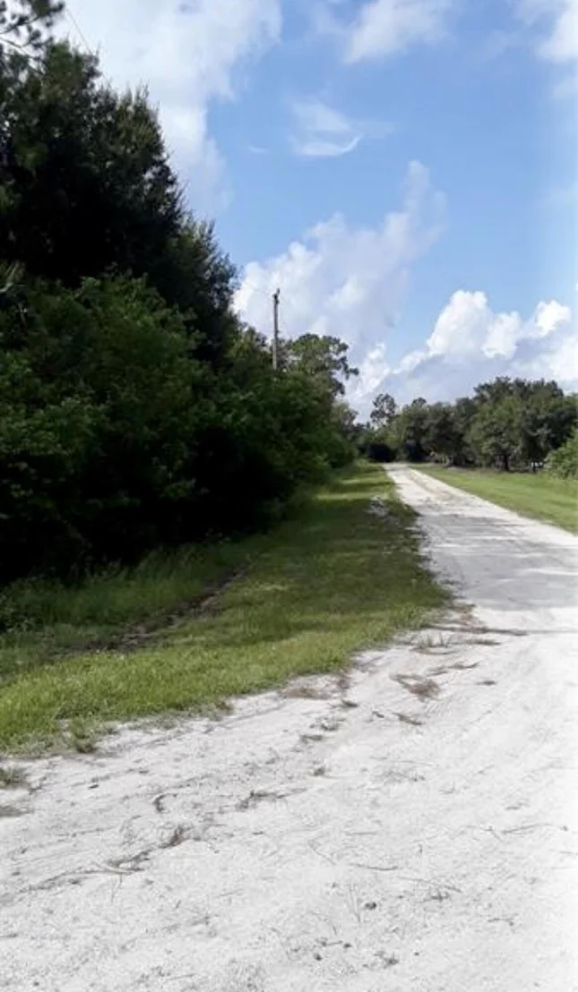 Photo of 324 Pine Cone Avenue